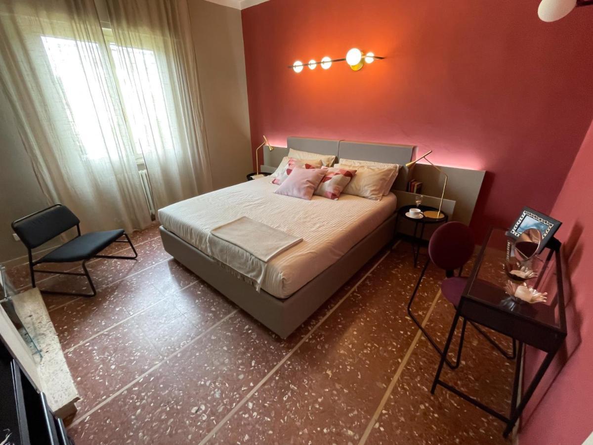 Appartamento In Villa A Tirrenia, Eleganza E Comfort A Pochi Passi Dal Mare Пиза Экстерьер фото